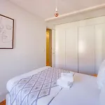 Akicity Mouraria Greenery Apartment