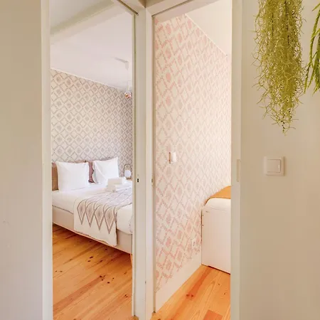 Akicity Mouraria Greenery *