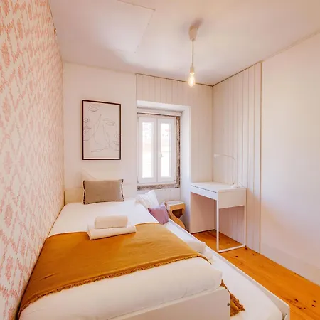 Akicity Mouraria Greenery Lisbona